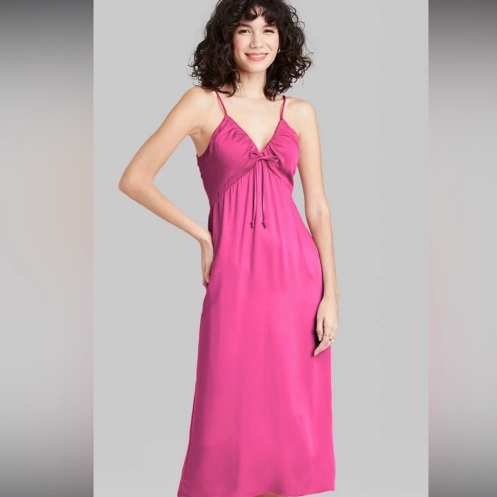🤍pink midi dress